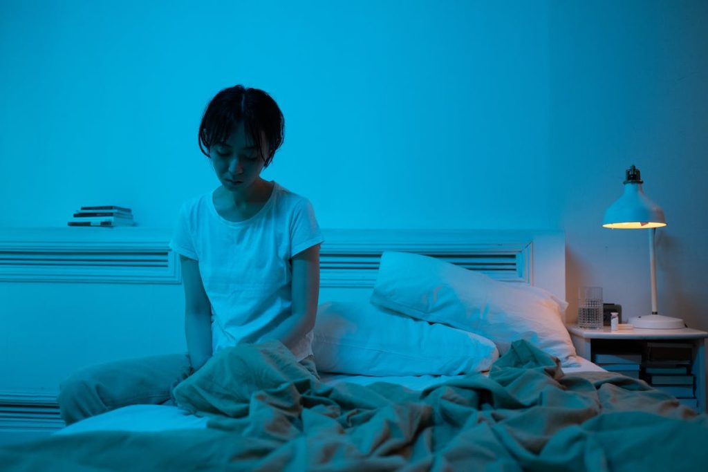 luz azul para dormir en adultos espacio y armonía